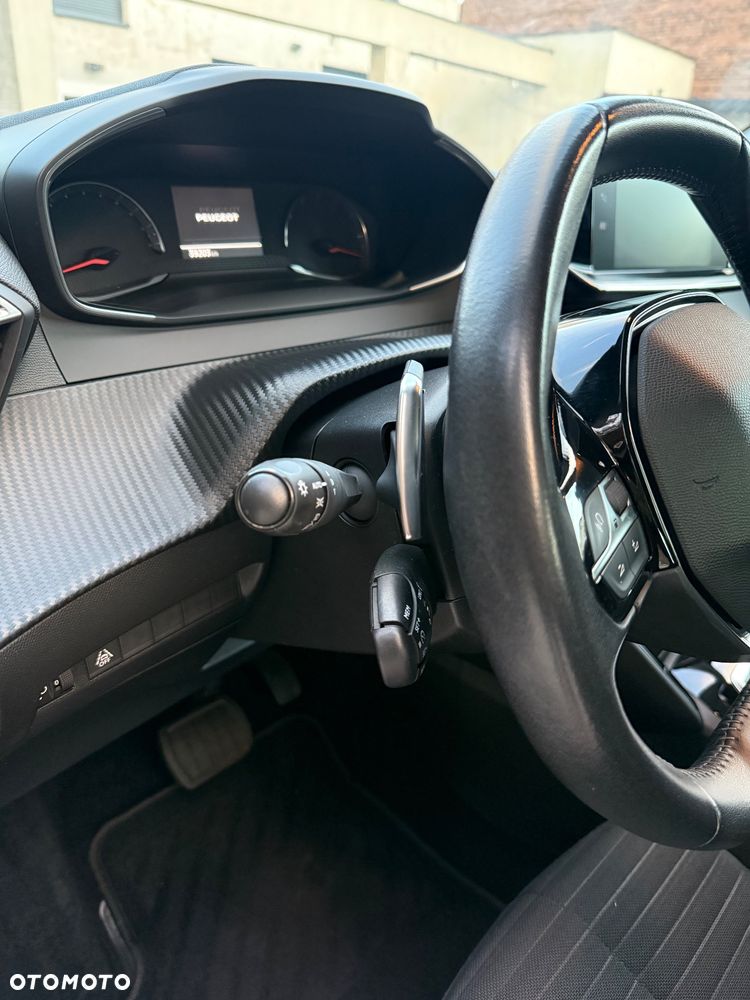 Peugeot 208 2020 photo 5