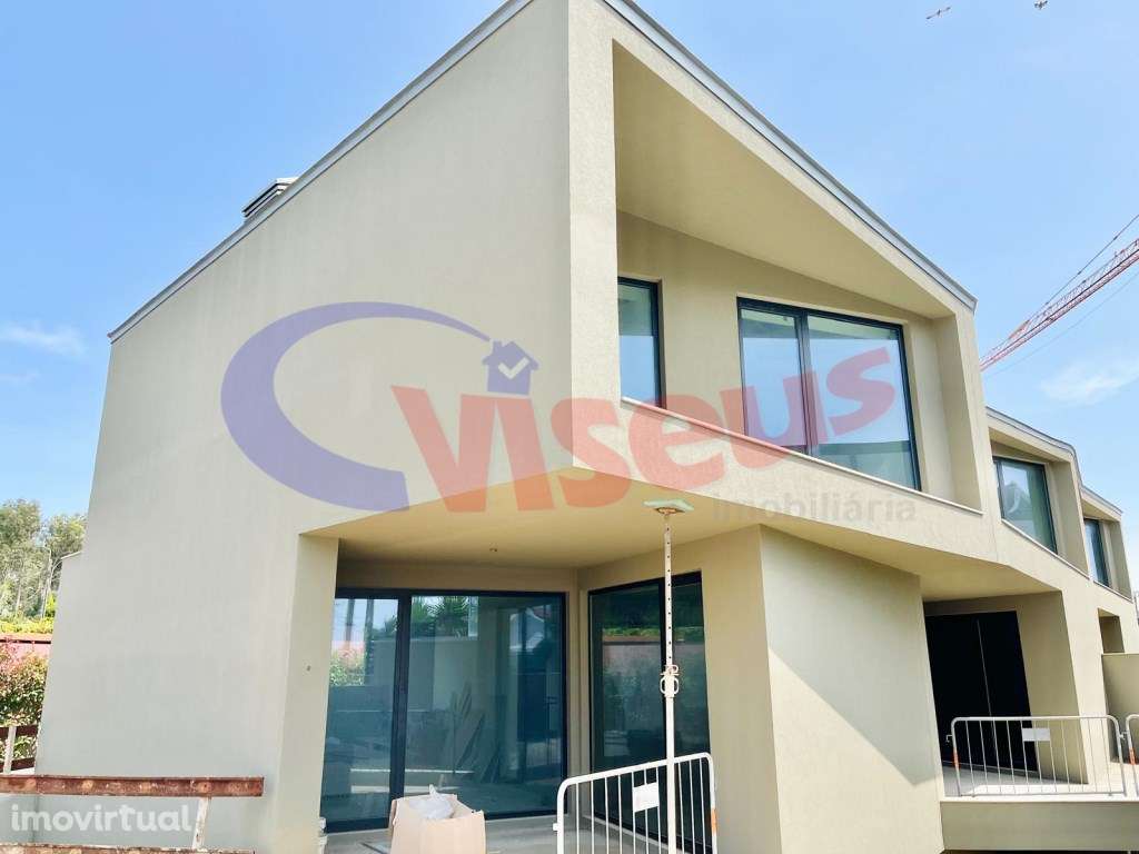 Moradia T3 + Escritório Nova junto à Praia Canidelo - Grande imagem: 2/45