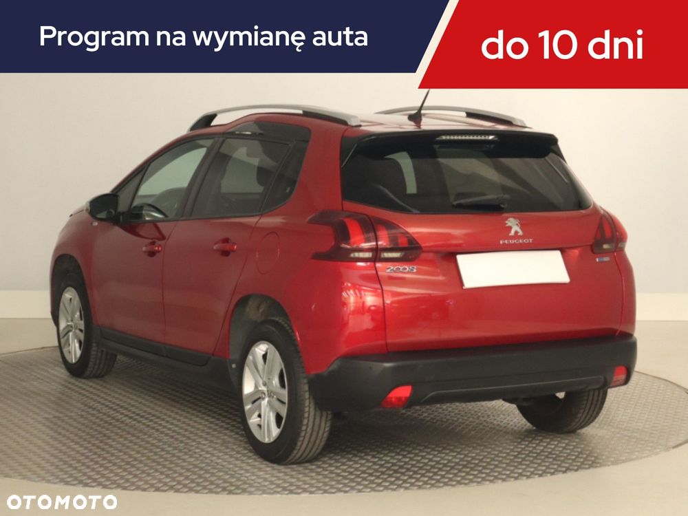 Peugeot 2008 - 6