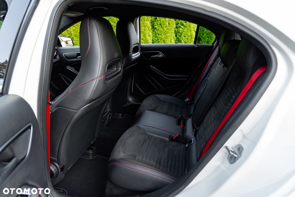 Mercedes-Benz Klasa A 250 Sport 7G-DCT - 22