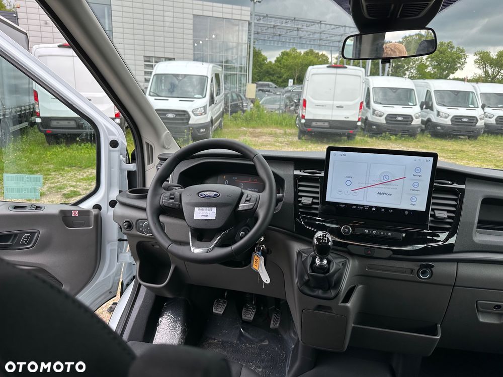 Ford Transit 350 L2 RWD Trend HDT6 - 18