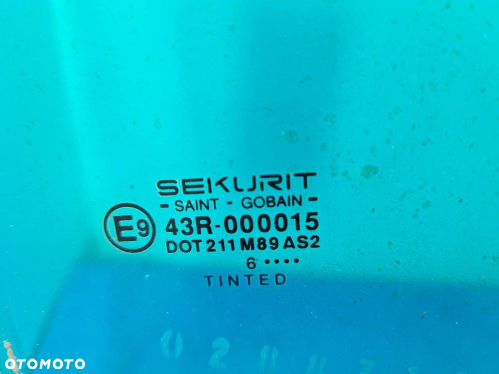 NISSAN TERRANO II LIFT SZYBA DRZWI TYŁ PRAWA - 2