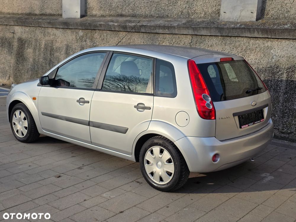 Ford Fiesta 1.3 - 5
