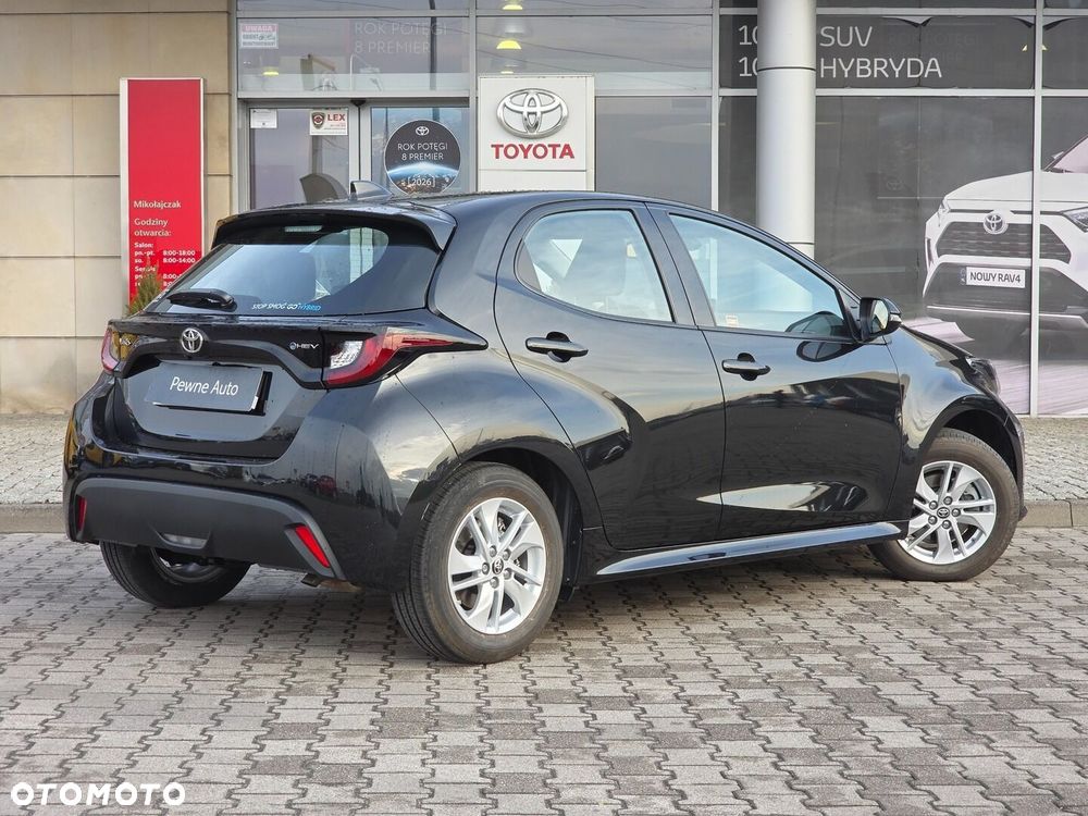 Toyota Yaris - 4