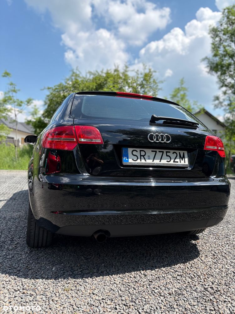 Audi A3 Sportback 1.6 Ambition - 4