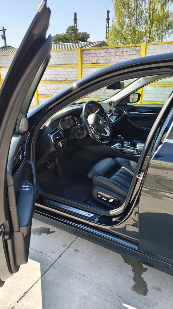 BMW Seria 5 520d AT - 8