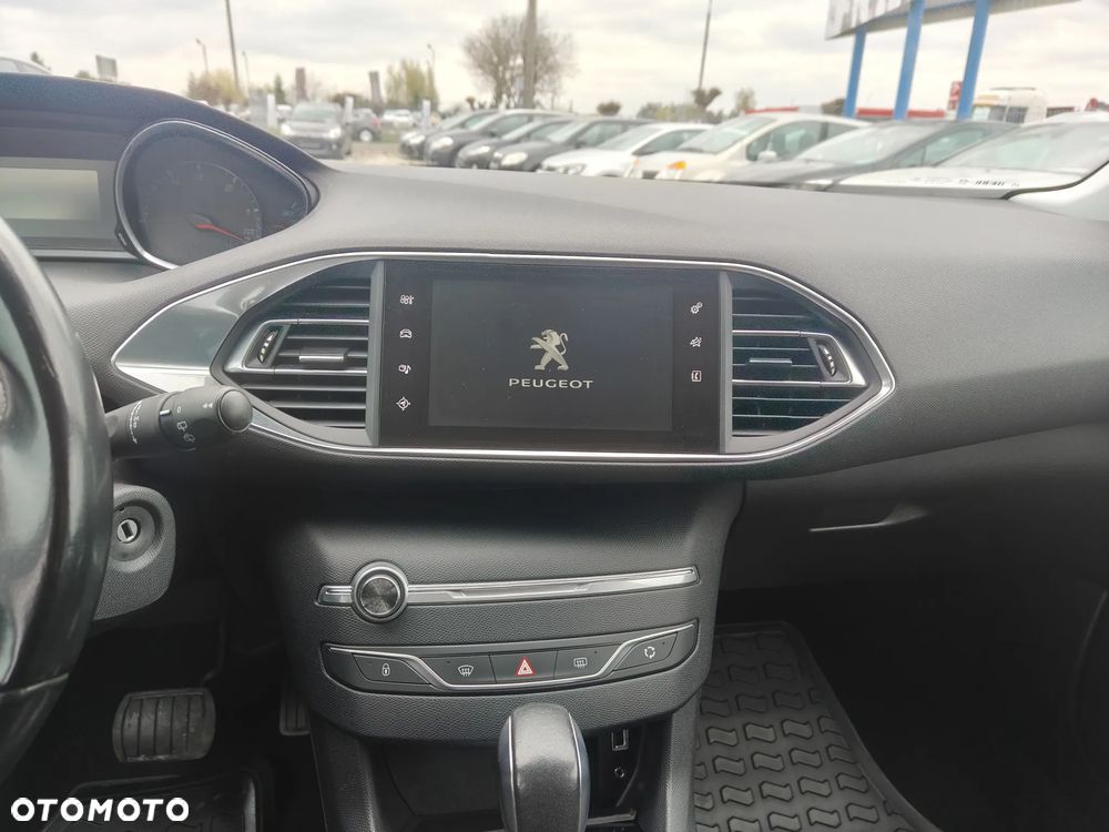Peugeot 308 - 19