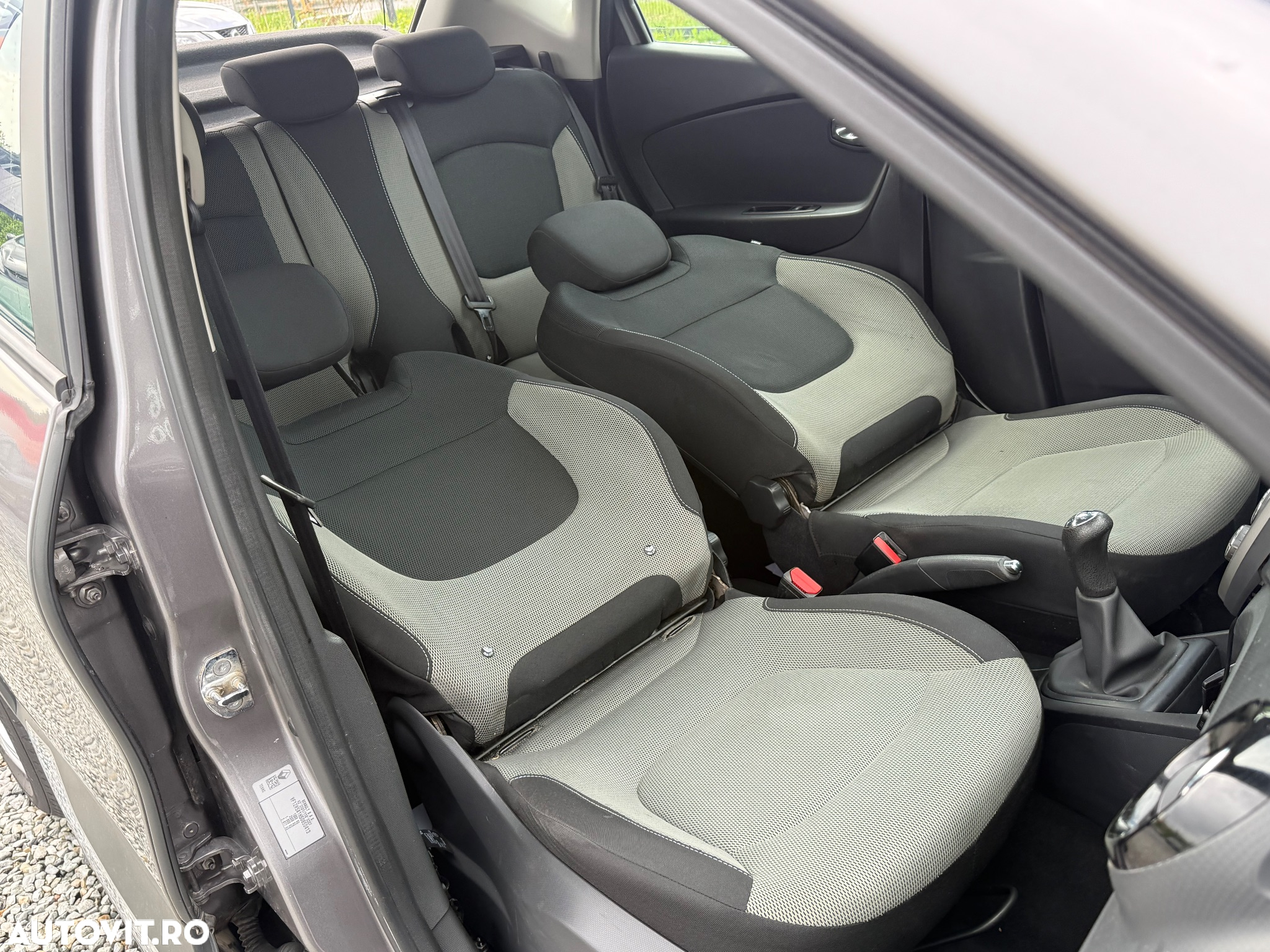 Renault Captur TCe 100 Zen - 7