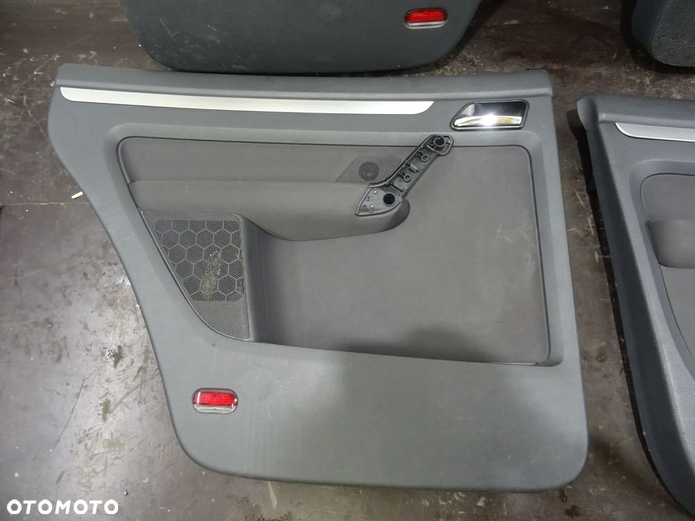 VW TOURAN I 03-05 1.9TDI LA7W BOCZEK DRZWI PRAWY LEWY TYŁ PRZÓD - 2