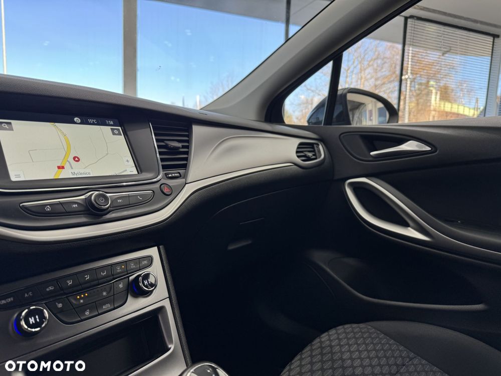 Opel Astra - 26
