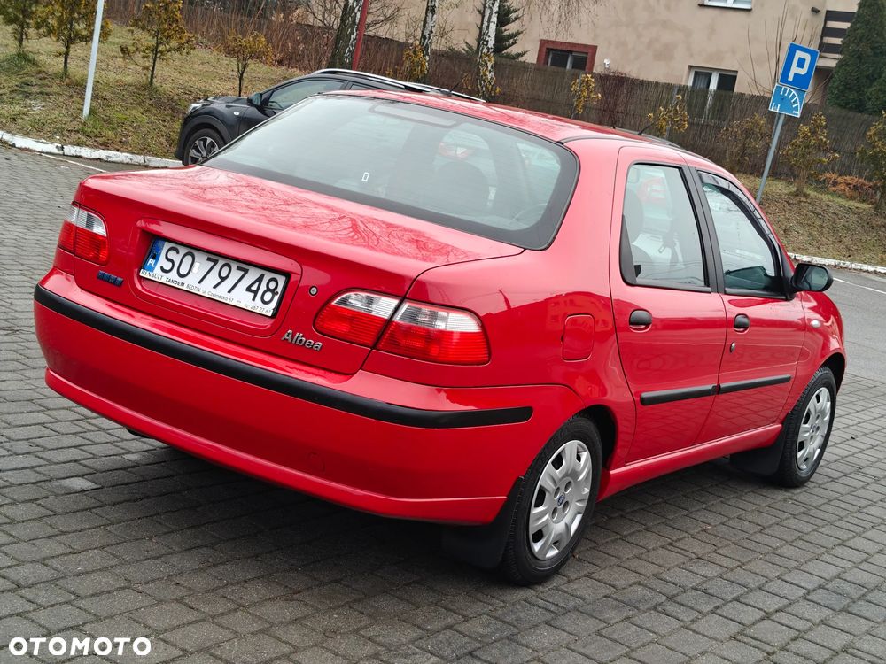 Fiat Albea - 14