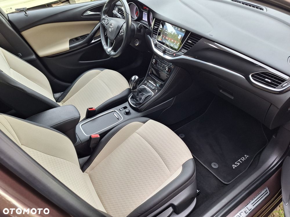 Opel Astra 1.4 Turbo Innovation - 22