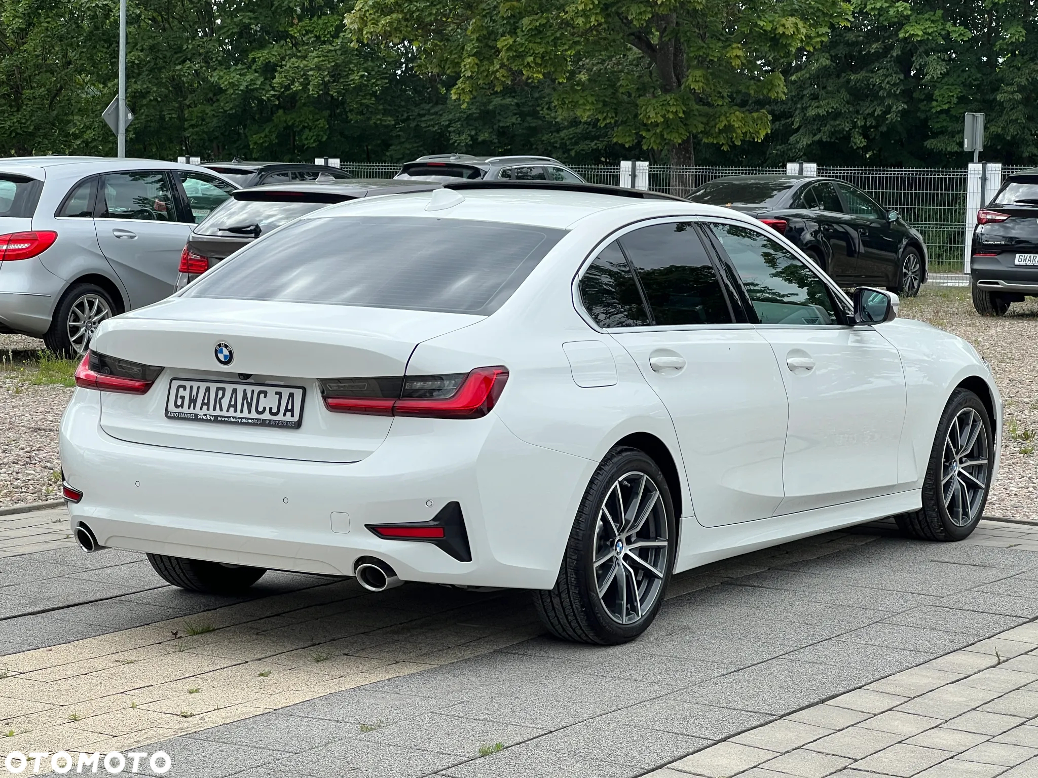 BMW Seria 3 330i Luxury Line sport - 10