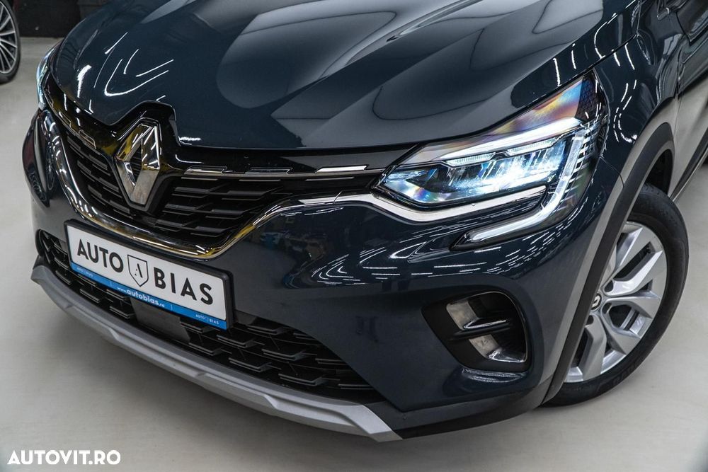Renault Captur TCe Mild Hybrid 140 EDC GPF TECHNO - 11
