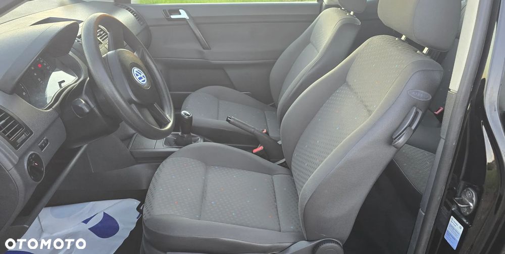 Volkswagen Polo - 9