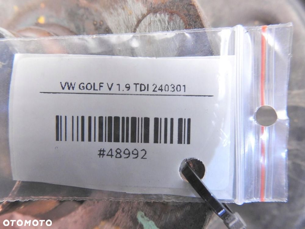 PIASTA ZWROTNICA PRAWY PRZÓD VW GOLF V 1.9 TDI - 4