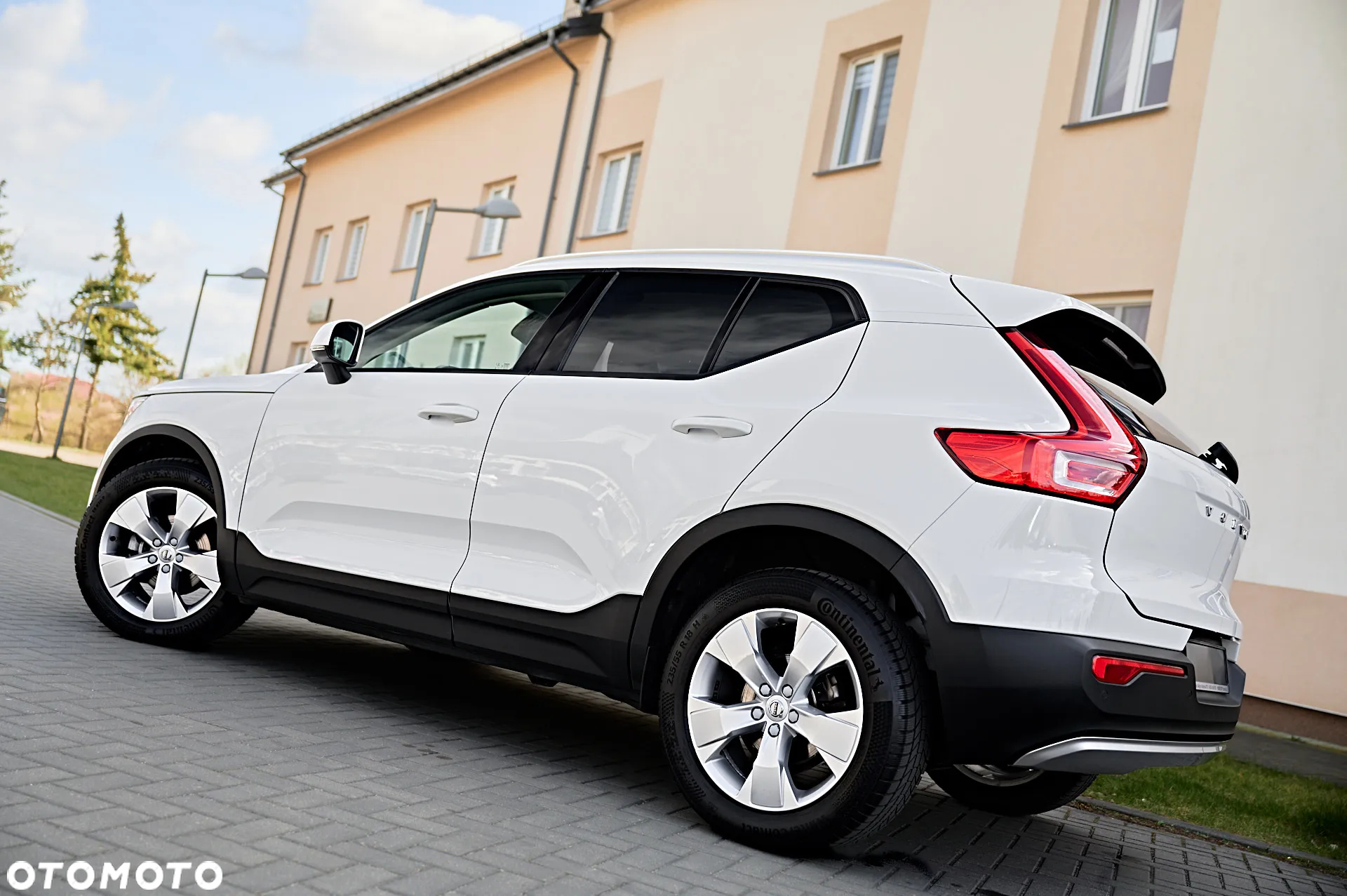 Volvo XC 40 T3 Momentum Pro - 10