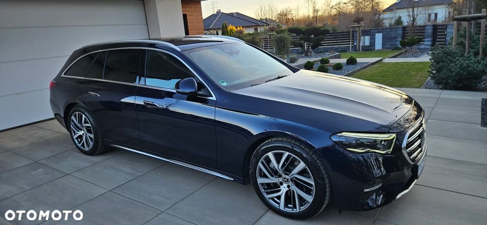 Mercedes-Benz Klasa E 300 PHEV Exclusive 9G-Tronic - 4