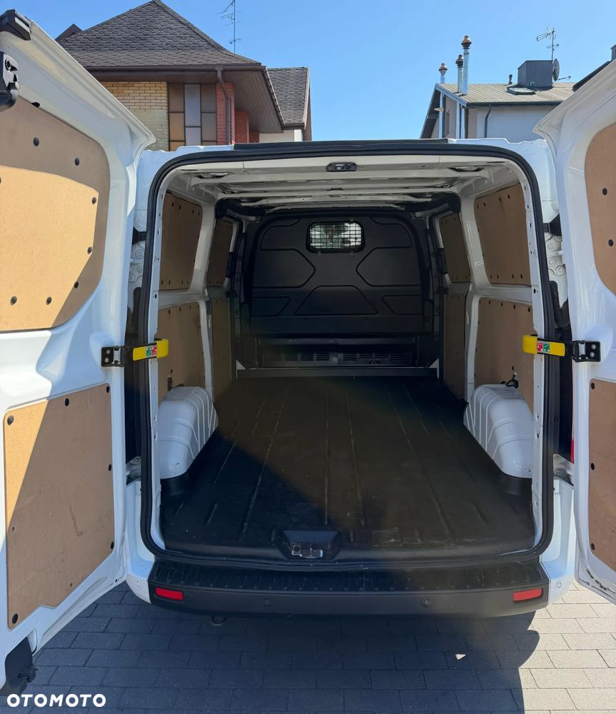 Ford TRANSIT CUSTOM - 9
