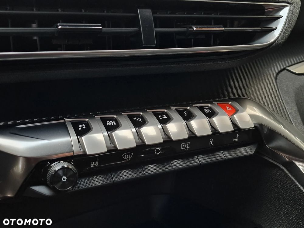 Peugeot 3008 1.5 BlueHDi Allure S&S - 36