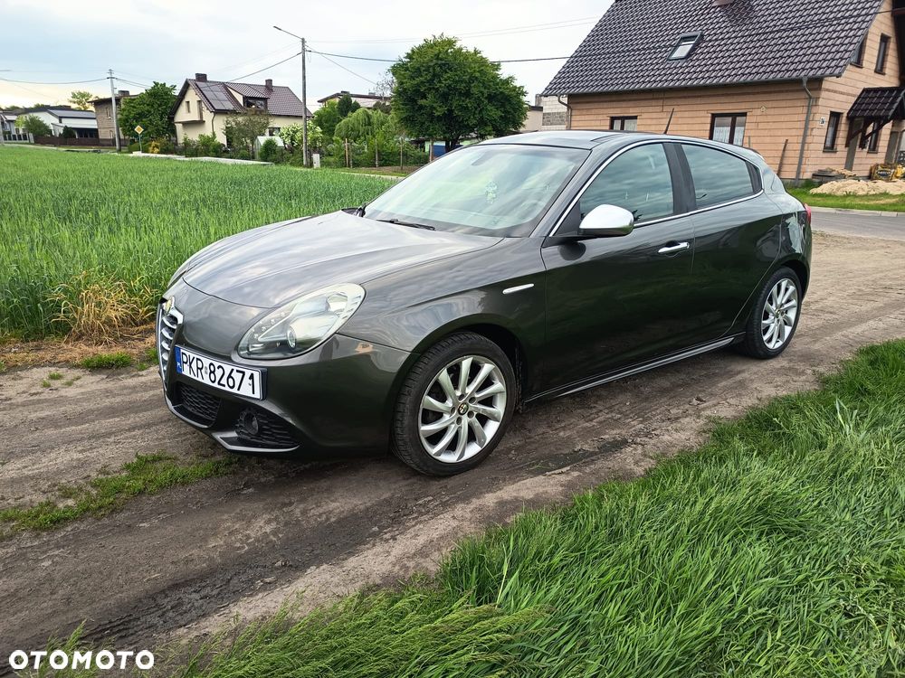 Alfa Romeo Giulietta 1.6 JTDM Veloce - 1