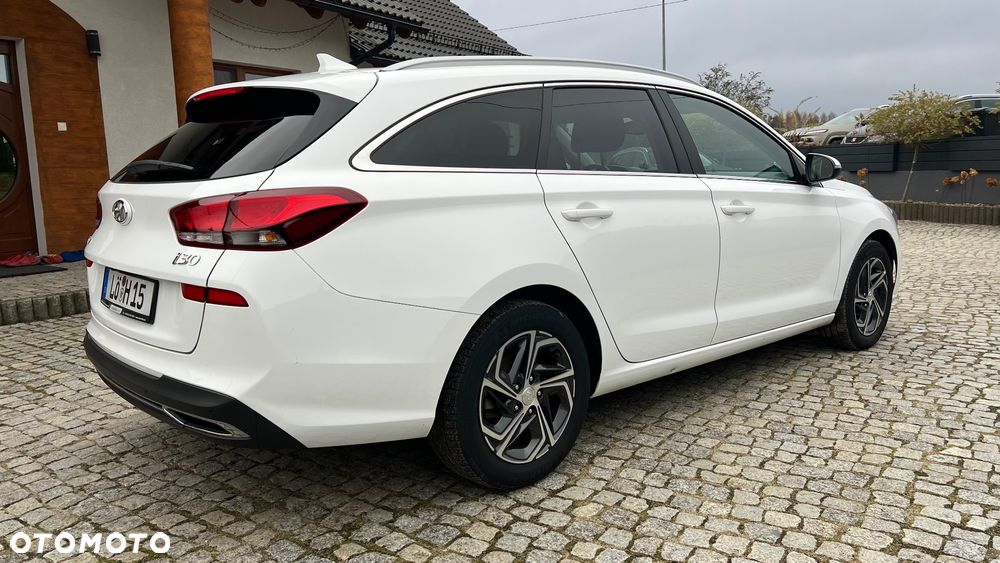 Hyundai i30 1.6 CRDI Prime - 4