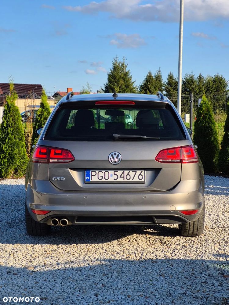 Volkswagen Golf - 9