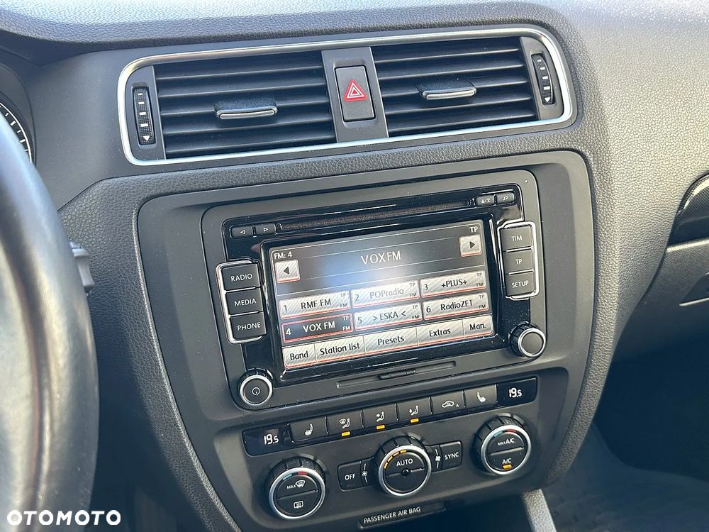 Volkswagen Jetta 1.4 TSI Comfortline - 18