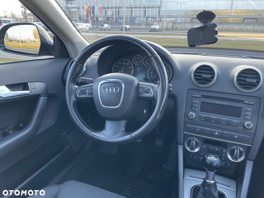Audi A3 Sportback - 12