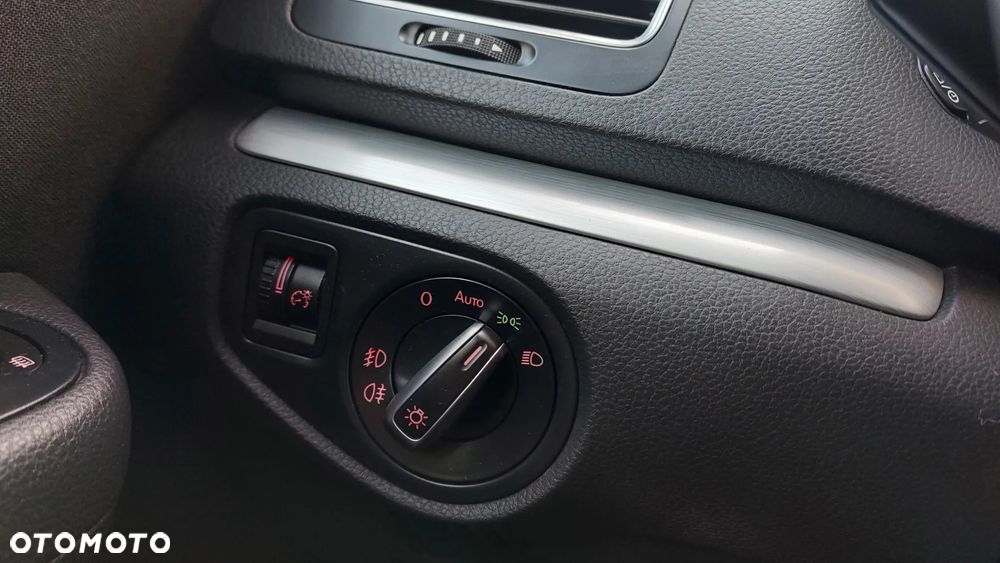 Volkswagen Sharan 2.0 TDI 4MOTION Highline - 26