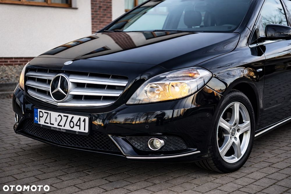 Mercedes-Benz Klasa B 180 CDI (BlueEFFICIENCY) - 2