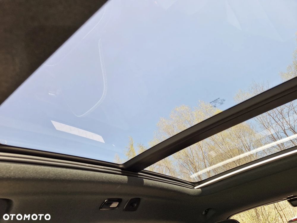 Volvo XC 40 B3 Ultra Dark - 27