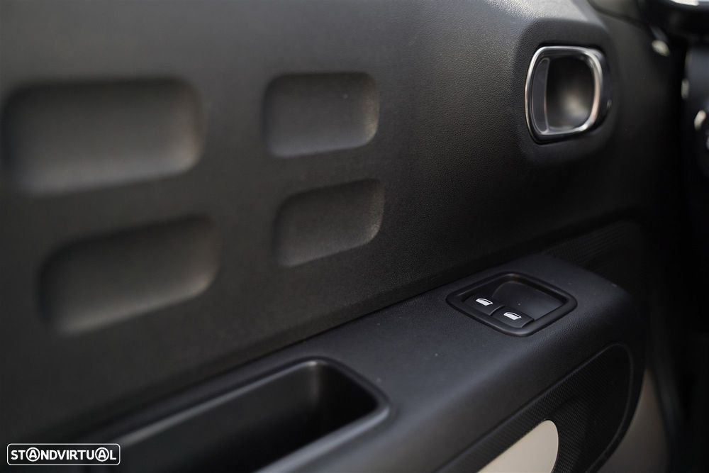 Citroën C3 1.2 PureTech C-Series - 15