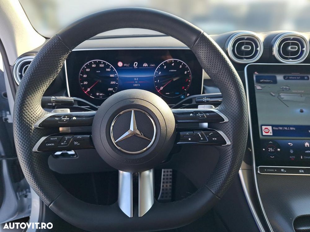 Mercedes-Benz GLC Coupe 200 4Matic 9G-TRONIC AMG Line - 11