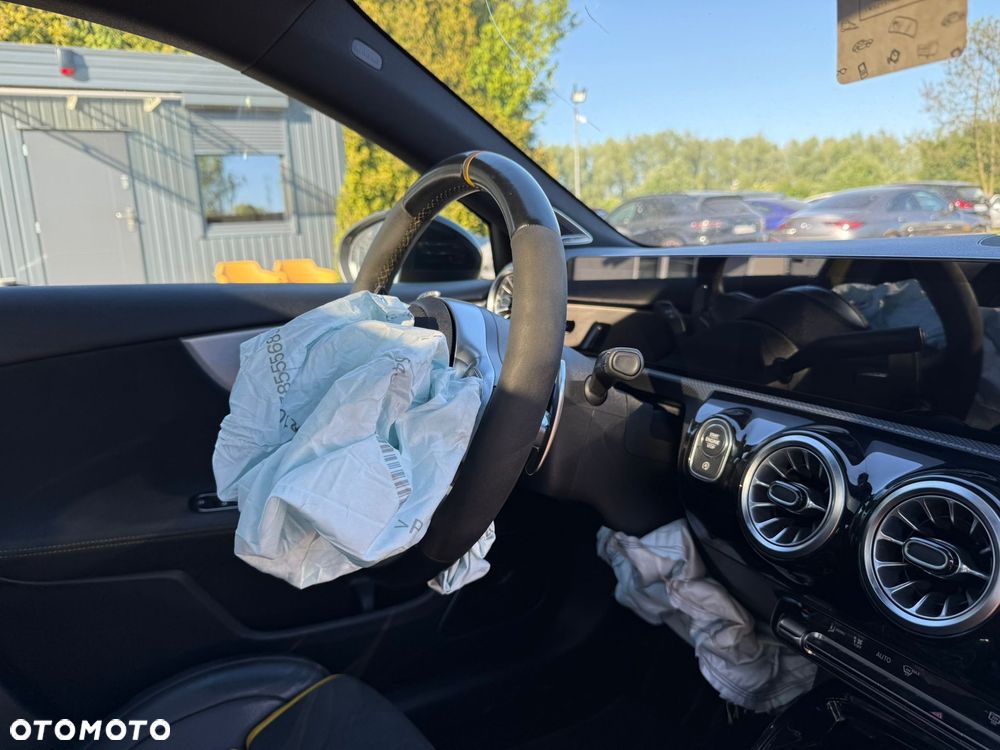 Mercedes-Benz Klasa A 45 S AMG 4-Matic 8G-DCT - 14