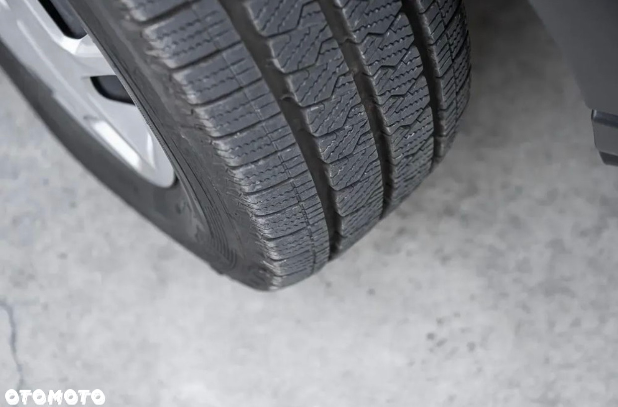 Ford Transit - 23