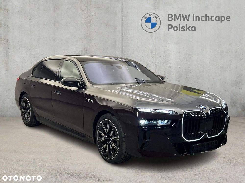 BMW i7 - 7