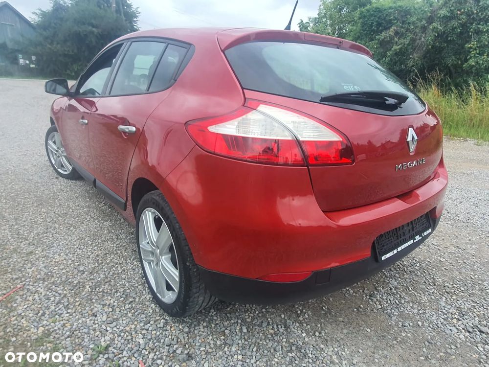 Renault Megane 1.6 16V 110 Dynamique - 10