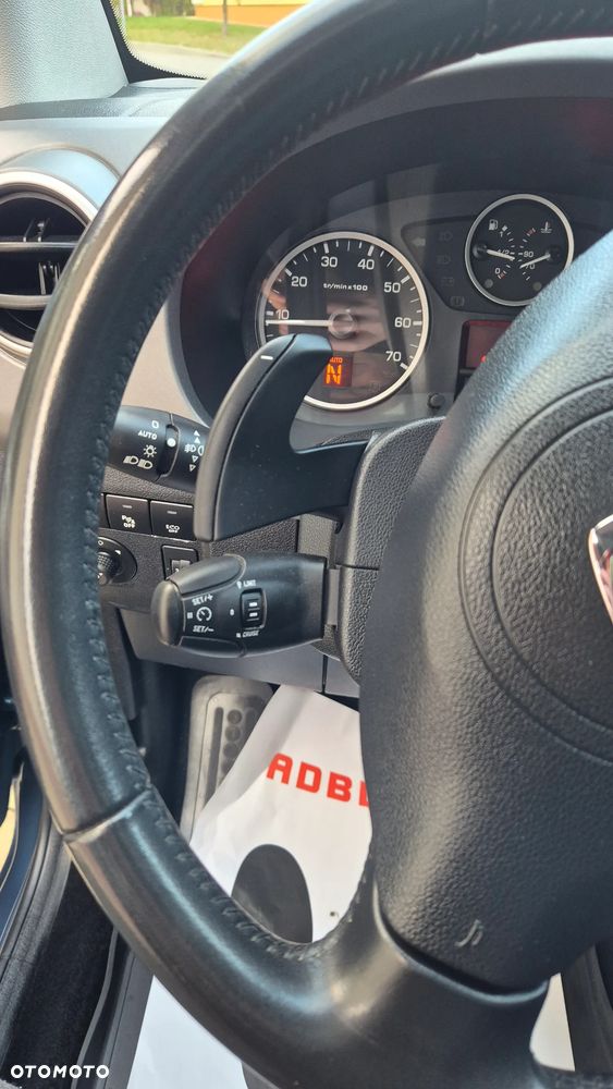 Citroën Berlingo Multispace BlueHDi 100 S&S ETG6 90 Jahre - 36