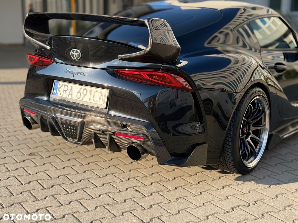 Toyota Supra - 8