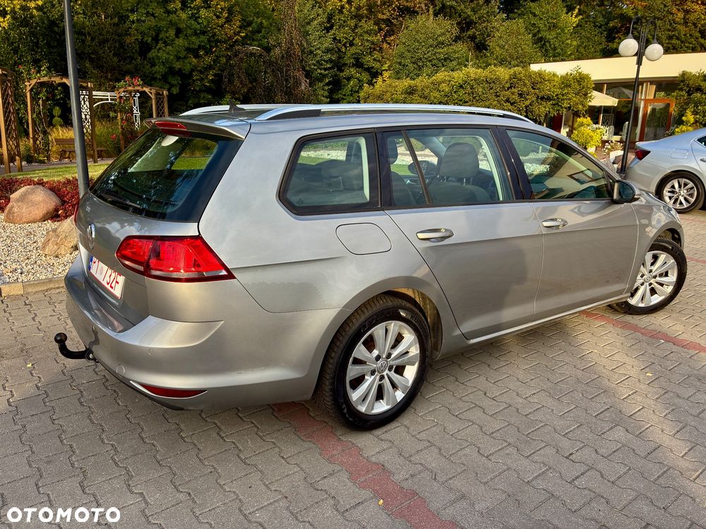 Volkswagen Golf 2.0 TDI (BlueMotion Technology) DSG Comfortline - 4