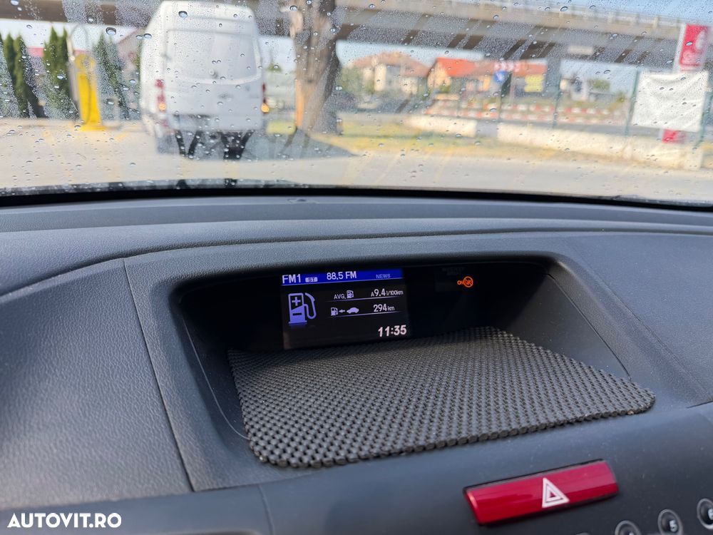 Honda CR-V 2.0P M/T 2WD Confort - 13
