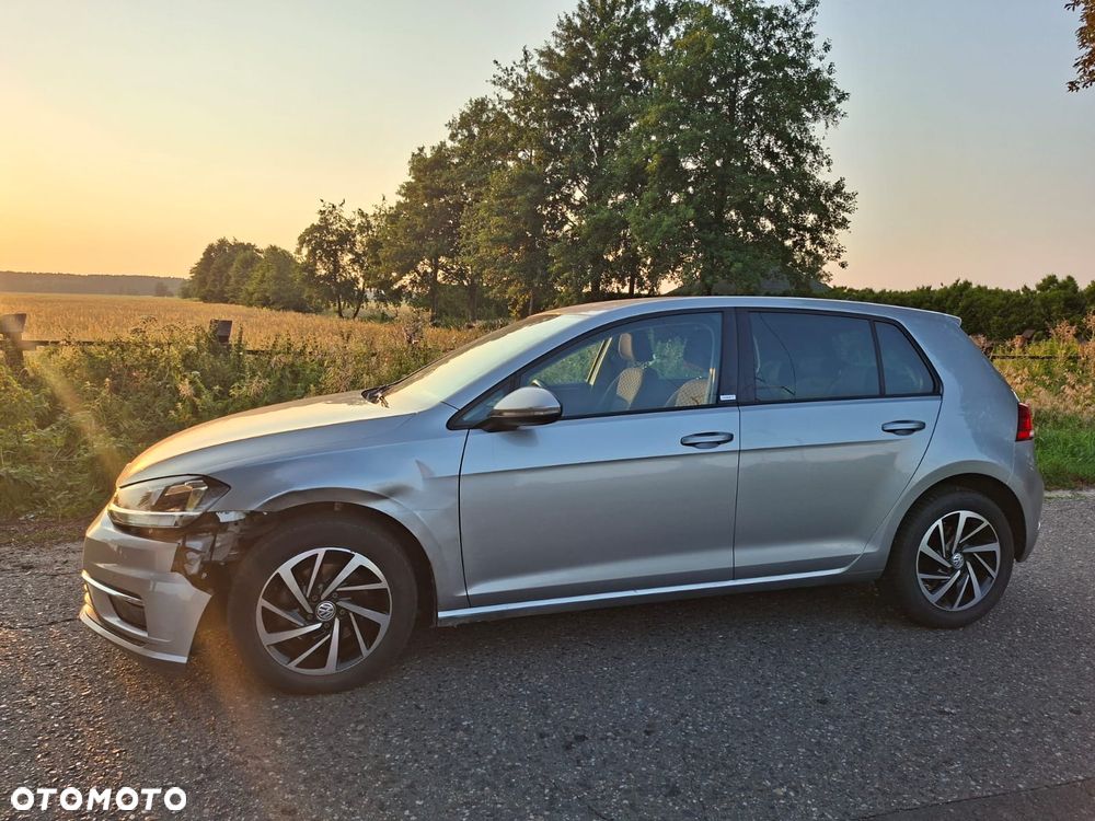Volkswagen Golf 1.6 TDI (BlueMotion Technology) DSG Comfortline - 11