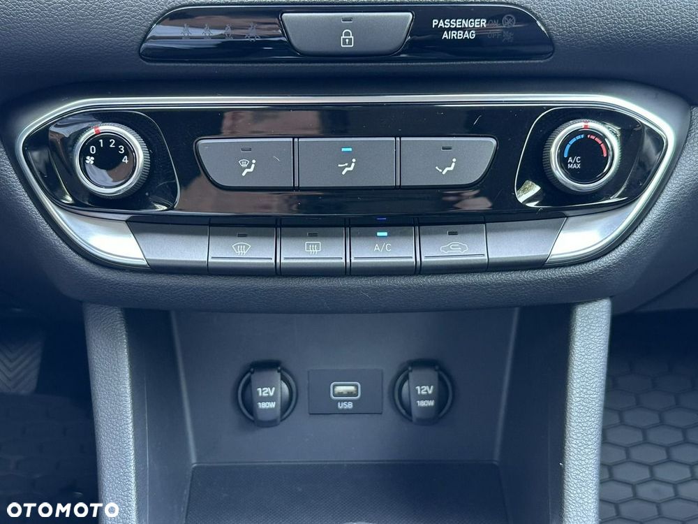 Hyundai i30 - 26