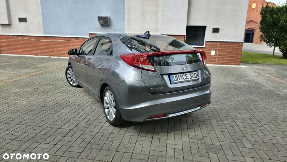 Honda Civic 1.8 i-VTEC Executive - 14