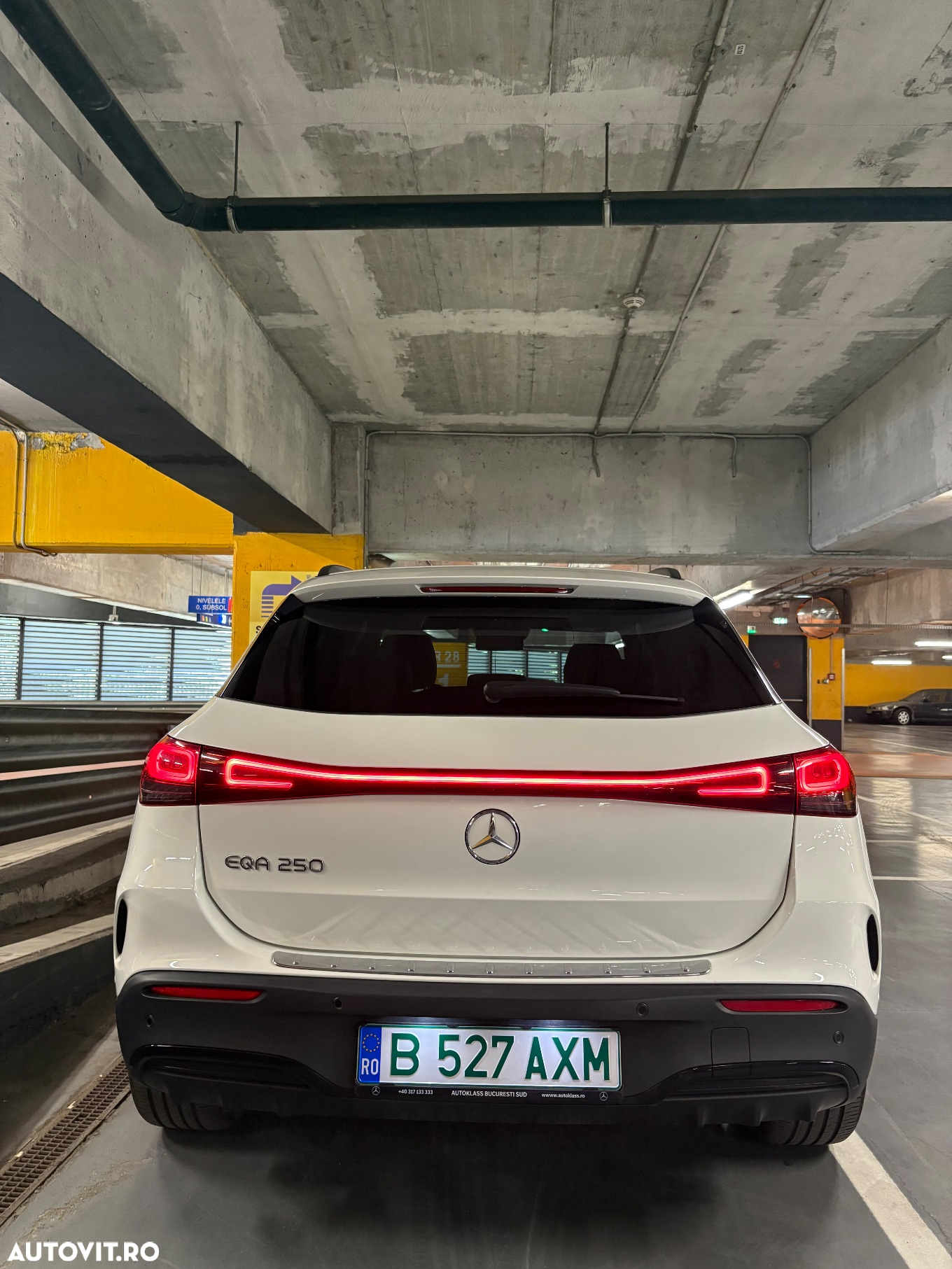 Mercedes-Benz EQA 250 - 4