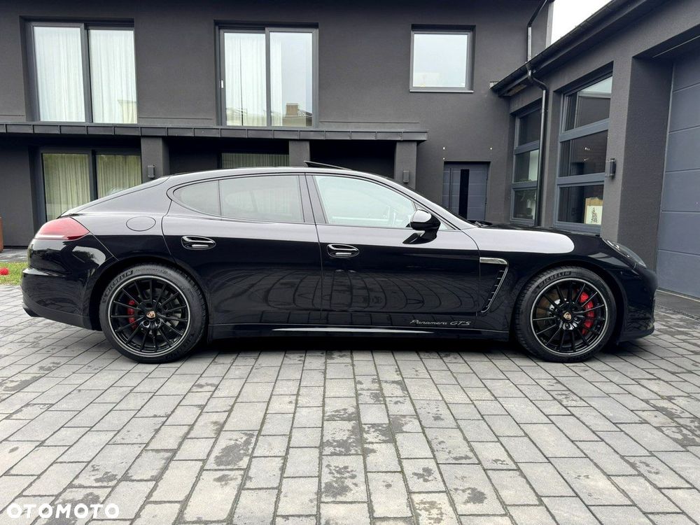 Porsche Panamera - 8