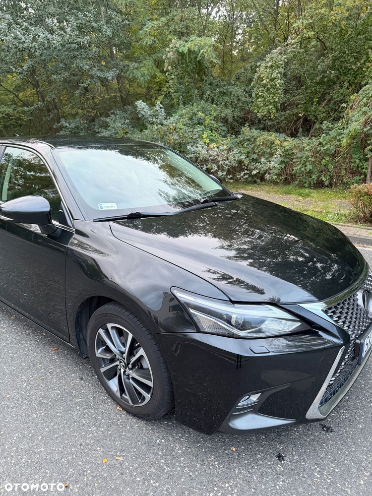 Lexus CT - 2