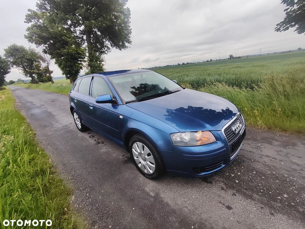 Audi A3 Sportback 1.8 TFSI Attraction - 11