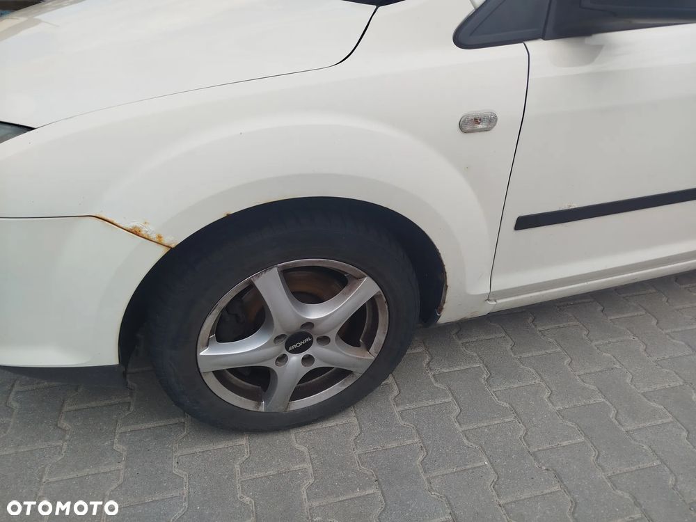 Ford Focus 1.8 TDCi FX - 4